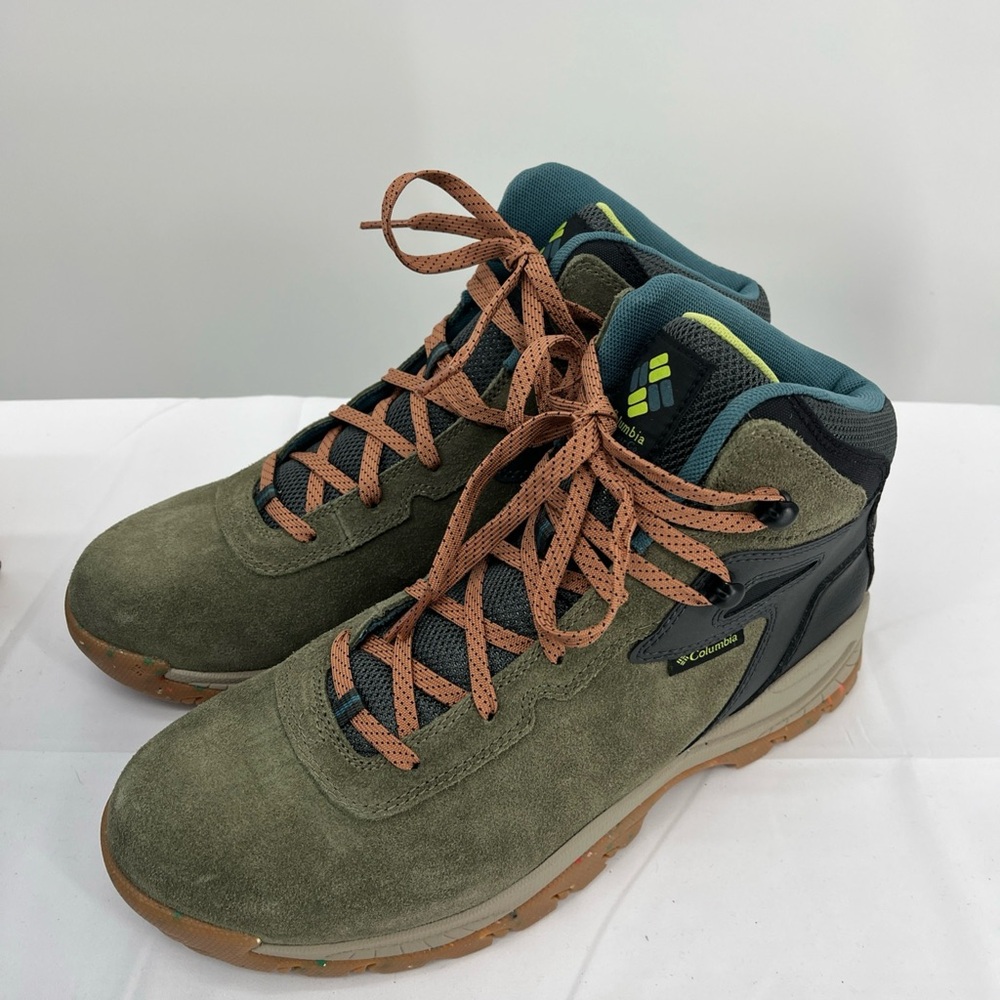Columbia Men's Green Hiking Boots